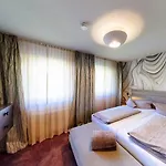 Edelweiss 'muehlenkopf' Deluxe - Mit Hotelanbindung, Saunalandschaft Und Meinecardplus